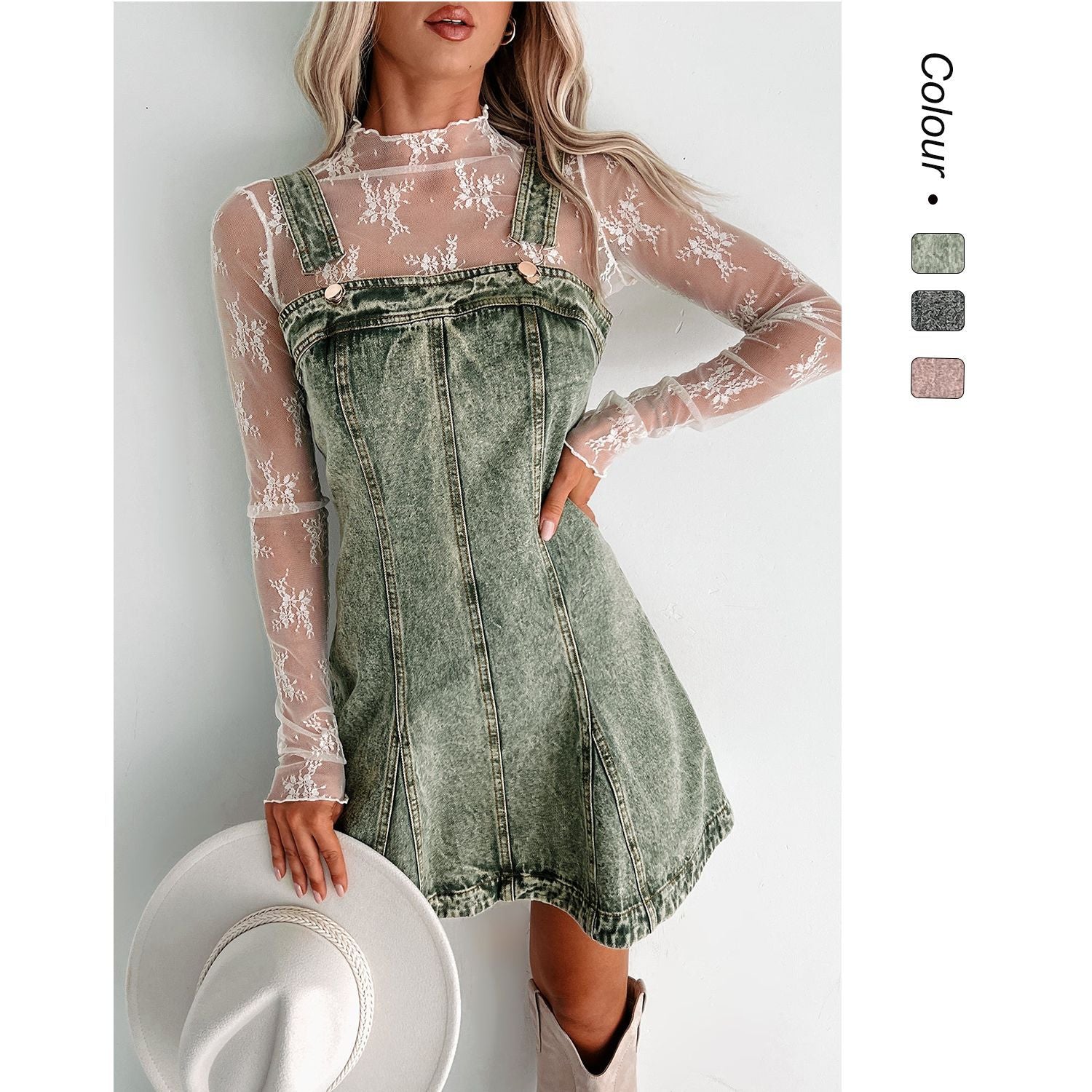 Women's denim dress with adjustable straps and modern cut, size