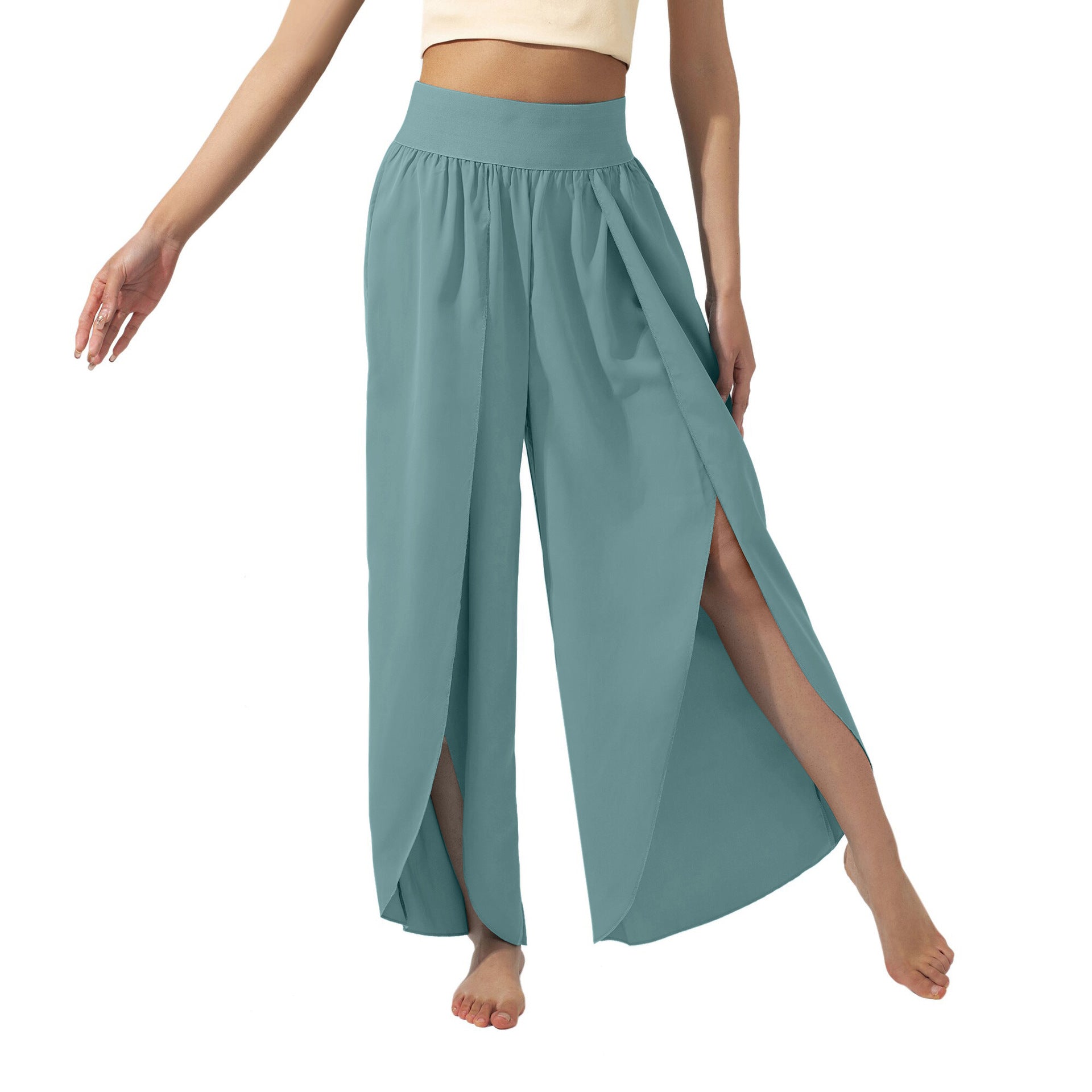 Women's airy culottes with side slits, size