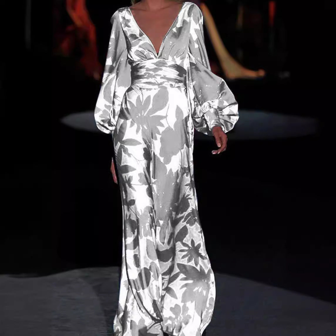 Women's Elegant Maxi Jumpsuit with Floral Patterns and Deep V-Neck Size