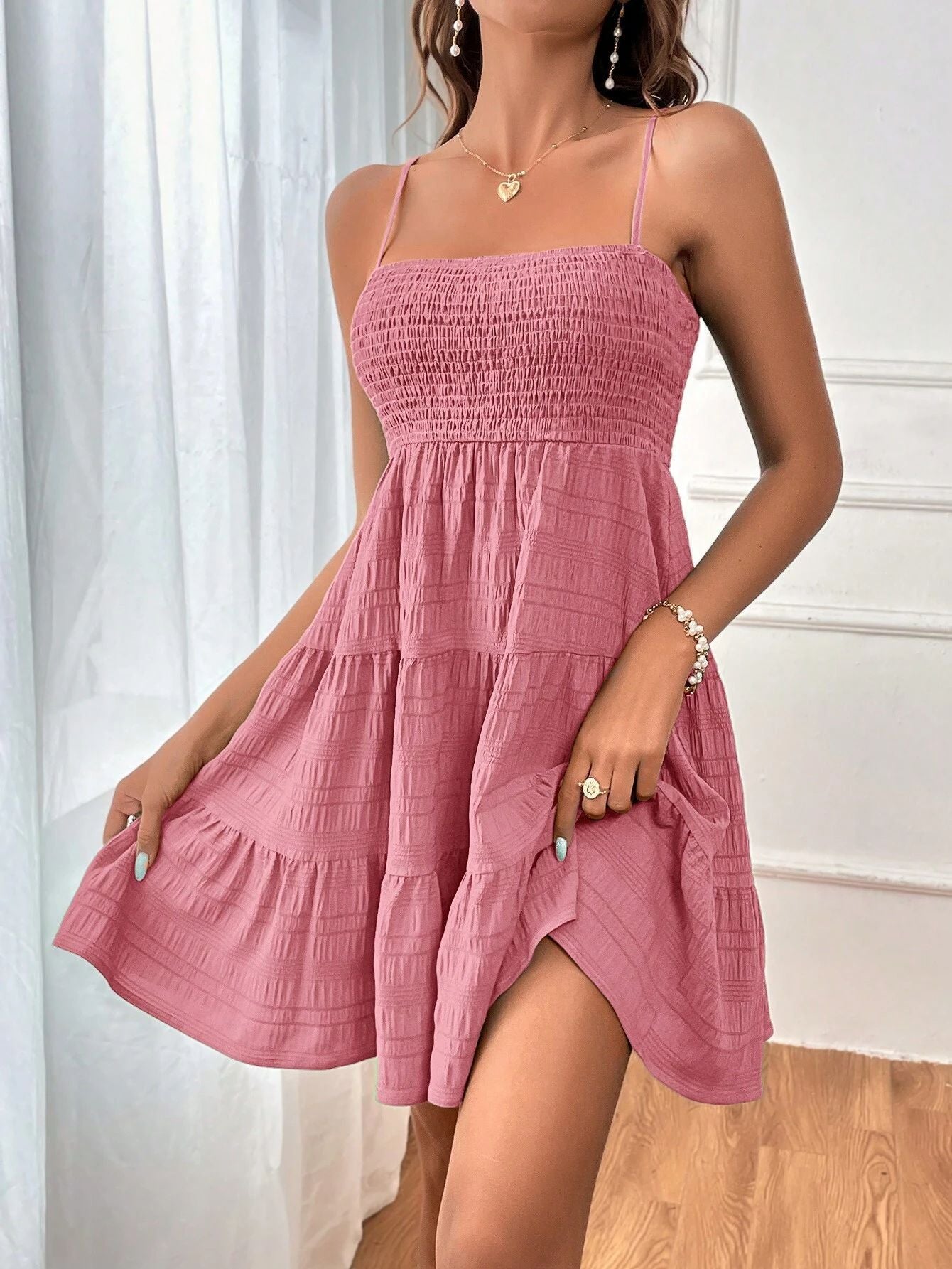 Women's casual dress with narrow straps and ruffle details, size