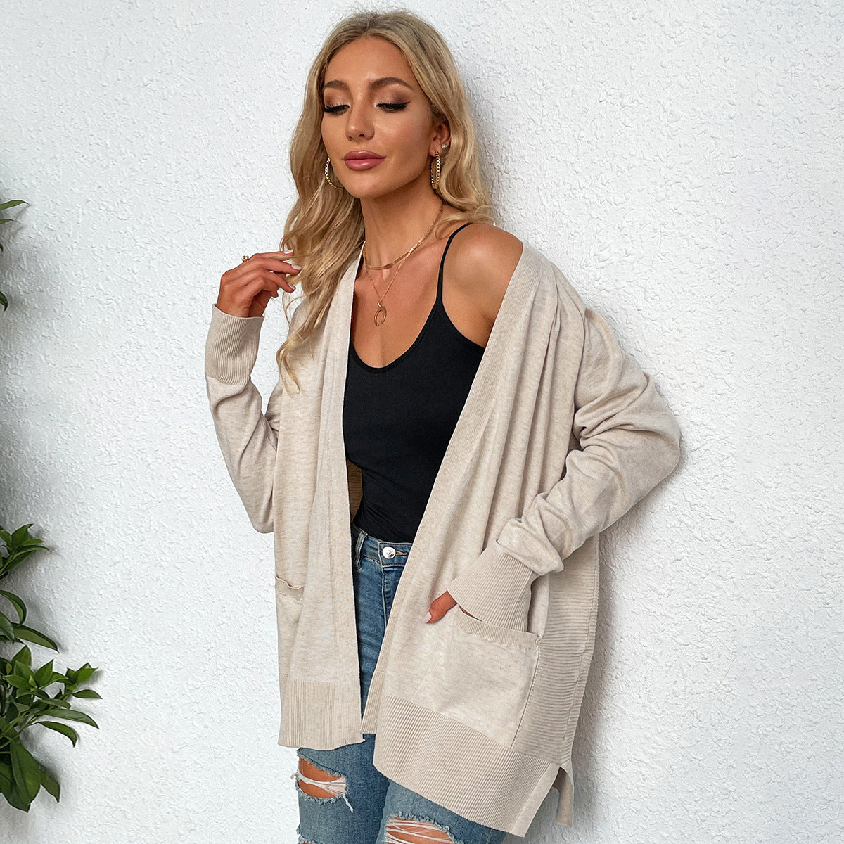Damen lässiger Strickcardigan mit tiefem V-Ausschnitt und praktischen Taschen GR