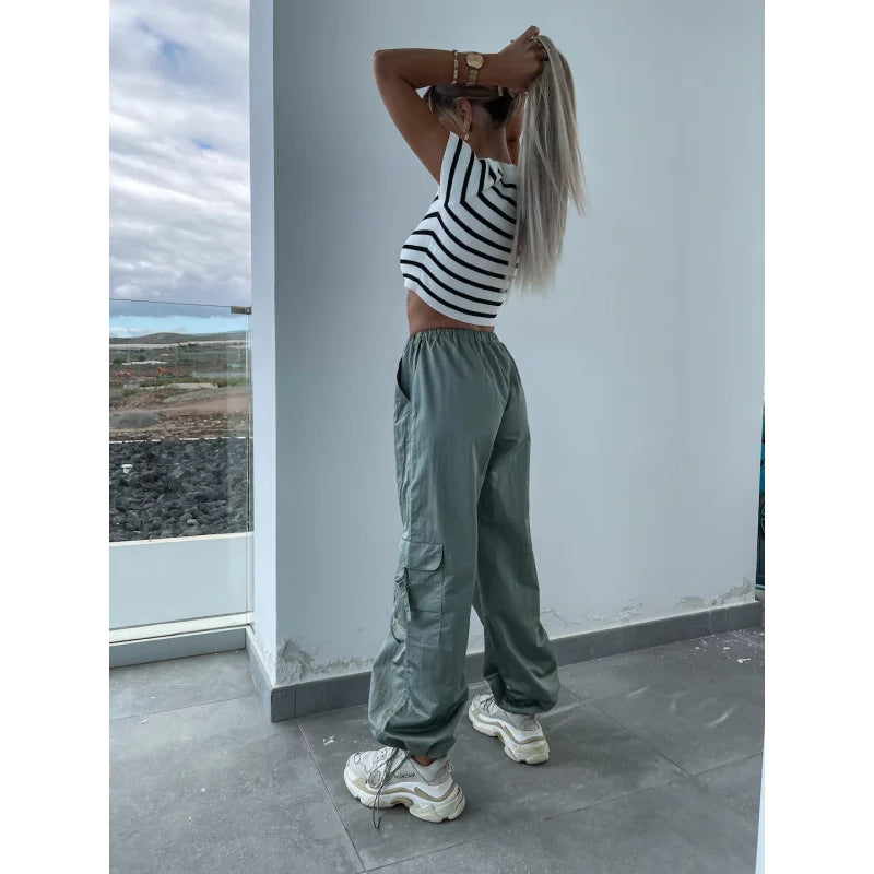 Women's cargo trousers in a relaxed fit with practical pockets, size GR
