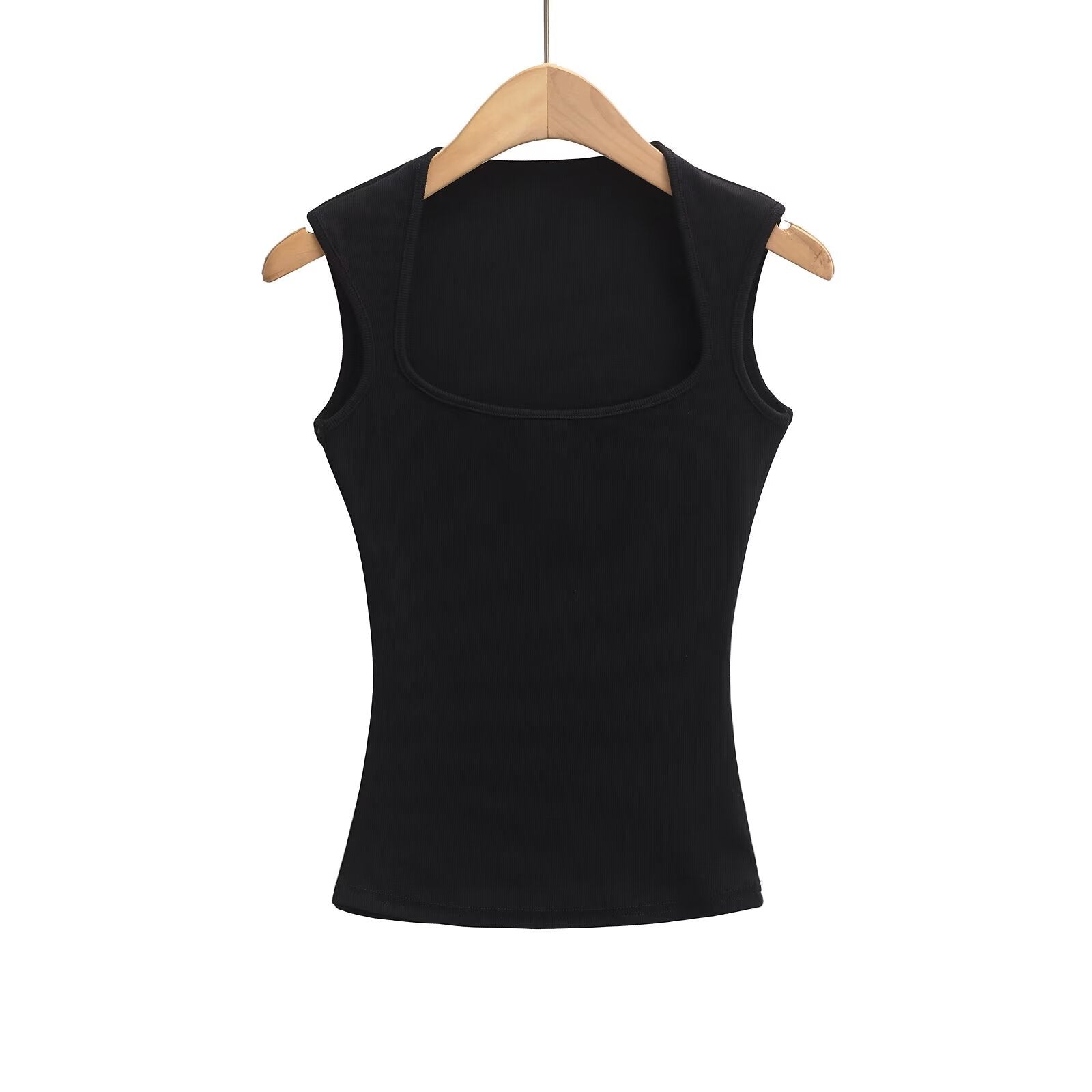 Women's sleeveless top made of soft, stretchy material, size