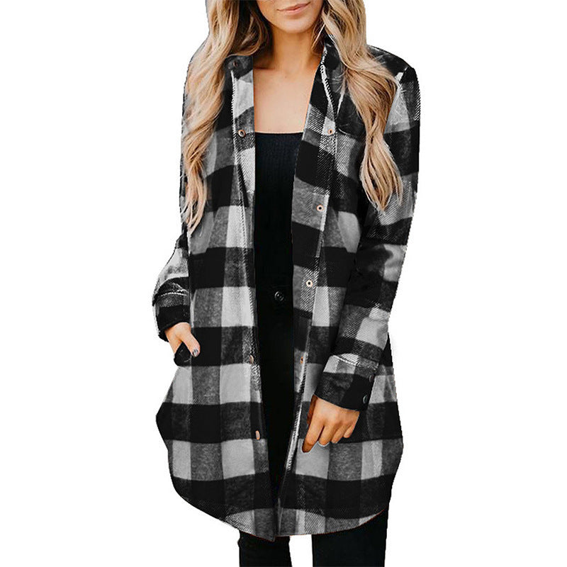 GR - Women's plaid flannel jacket for rustic charm
