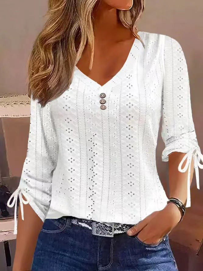 Damen Blusenshirt mit raffiniertem Lochmuster und Knopfdetails GR