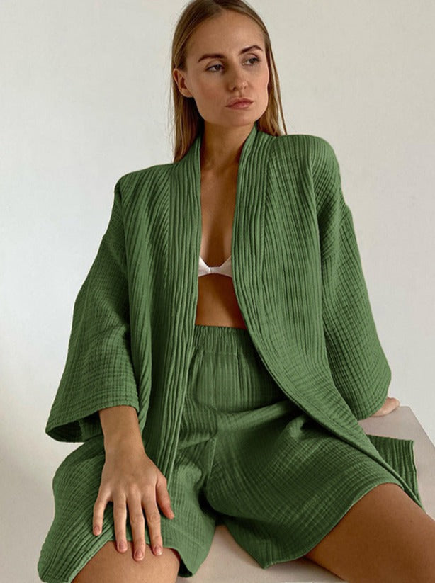 GR Set for home: Loose-fitting cardigan and shorts