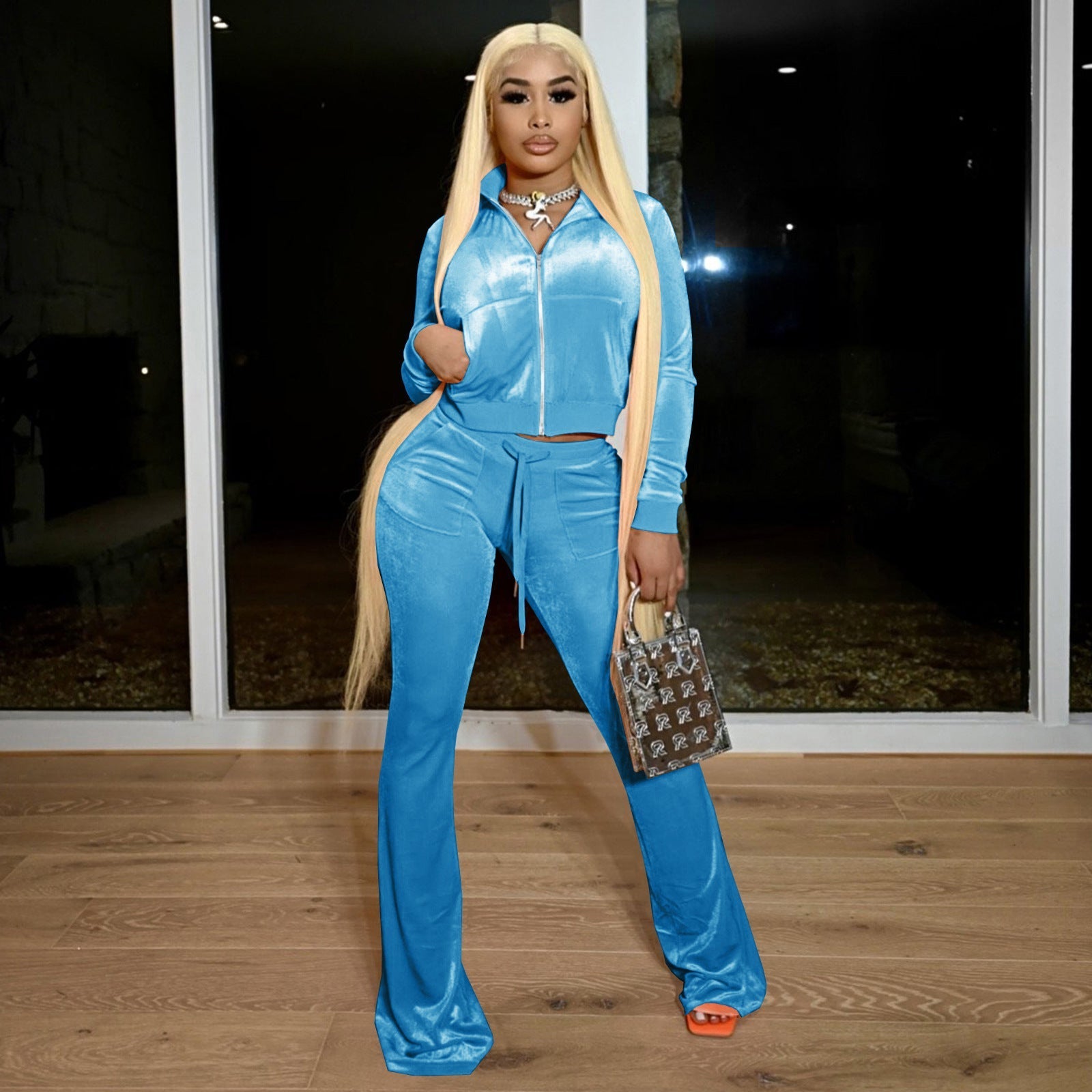 Damen Velours Tracksuit mit Zip-Front und weit geschnittener Hose GR