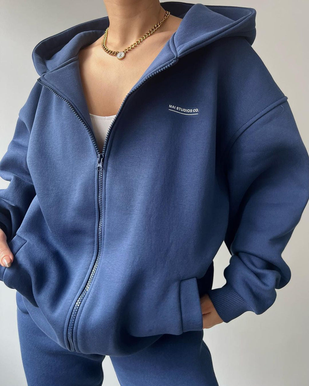 Damen lässiger Oversized Hoodie mit durchgehendem Reißverschluss und praktischen Kängurutaschen GR
