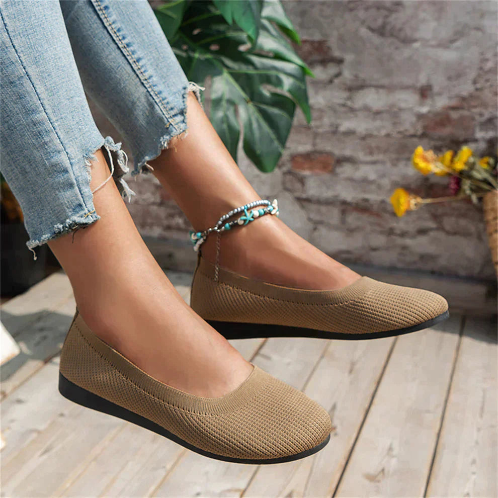 GR | Comfortable orthopedic slippers for women - Stylish and supportive shoes