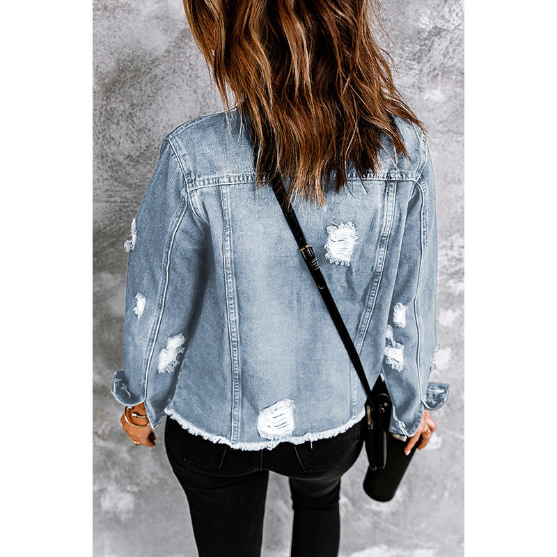 Women's denim jacket with a relaxed fit and functional pockets, size