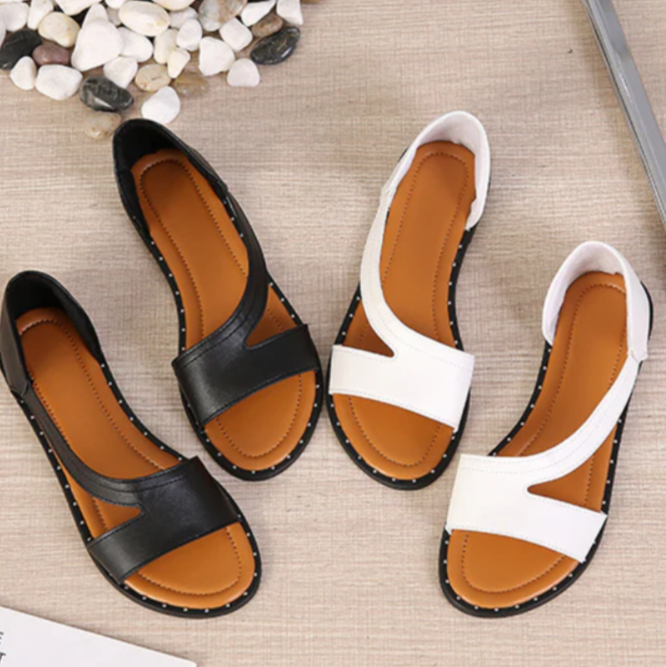 GR | Modern Sandals with Soft Rubber Sole - Perfect for Any Occasion