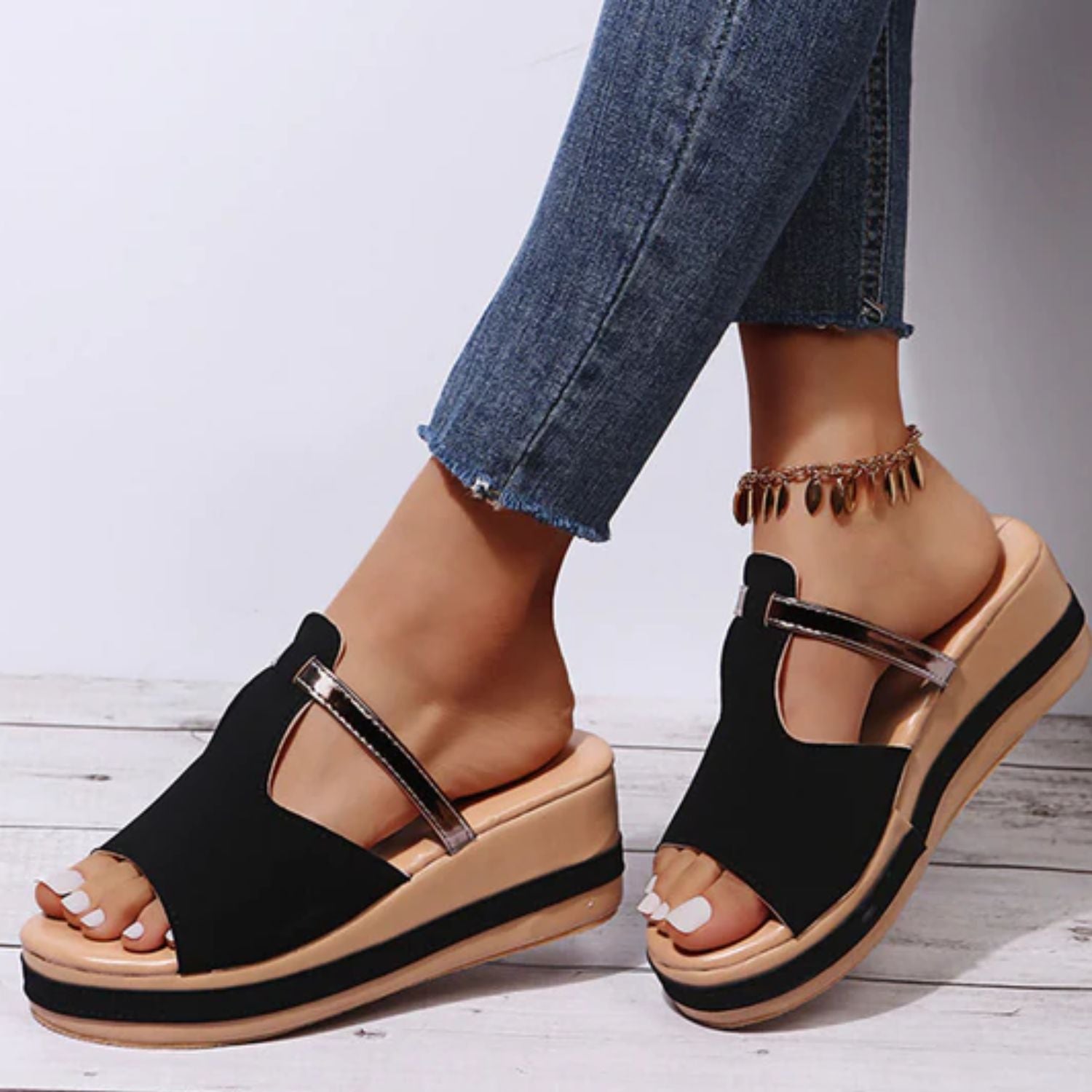 GR - Slip-on sandals with open toe | Stylish wedge sandals, comfortable women's sandals