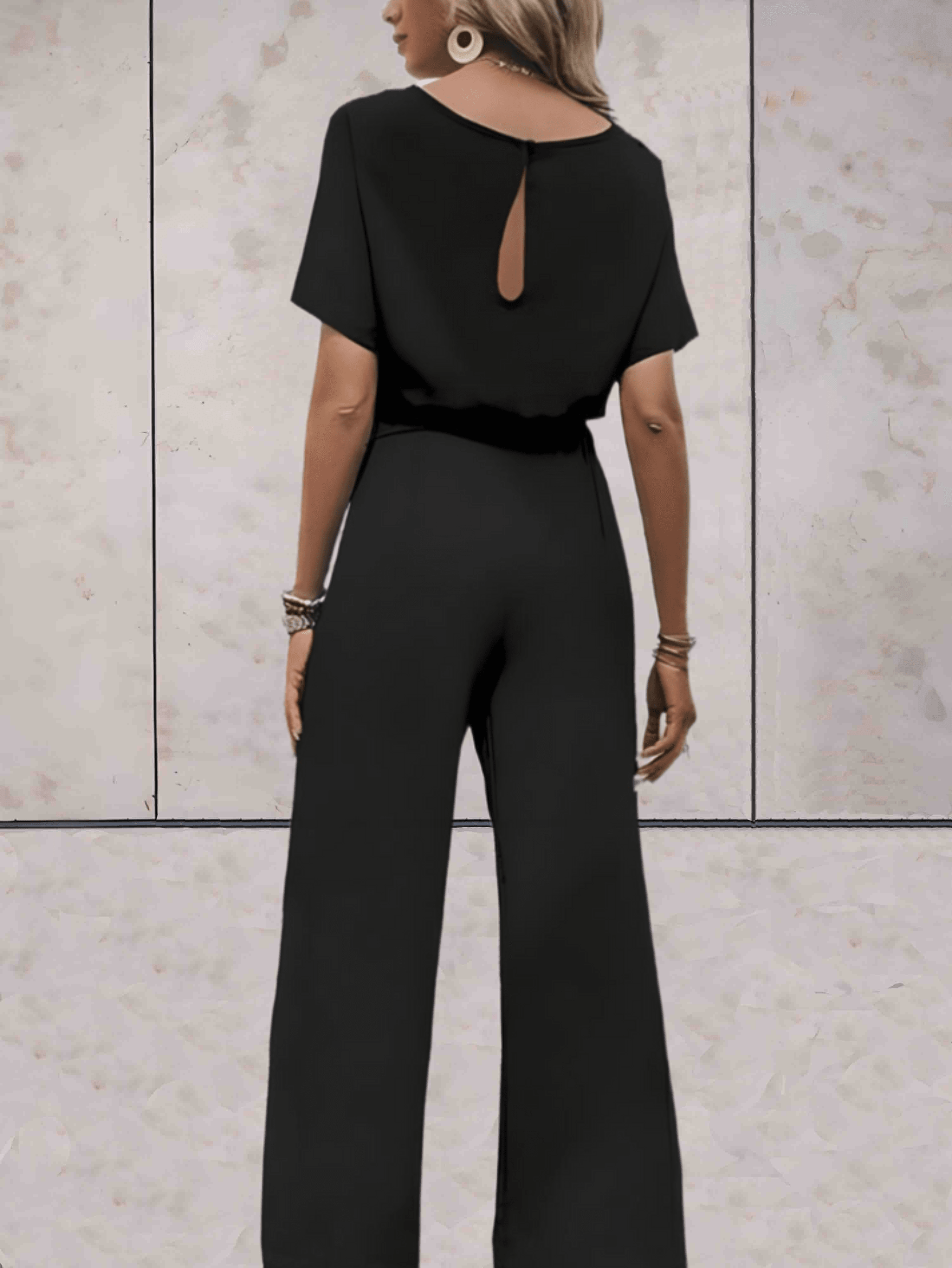 GR - Jumpsuit with belt and short sleeves