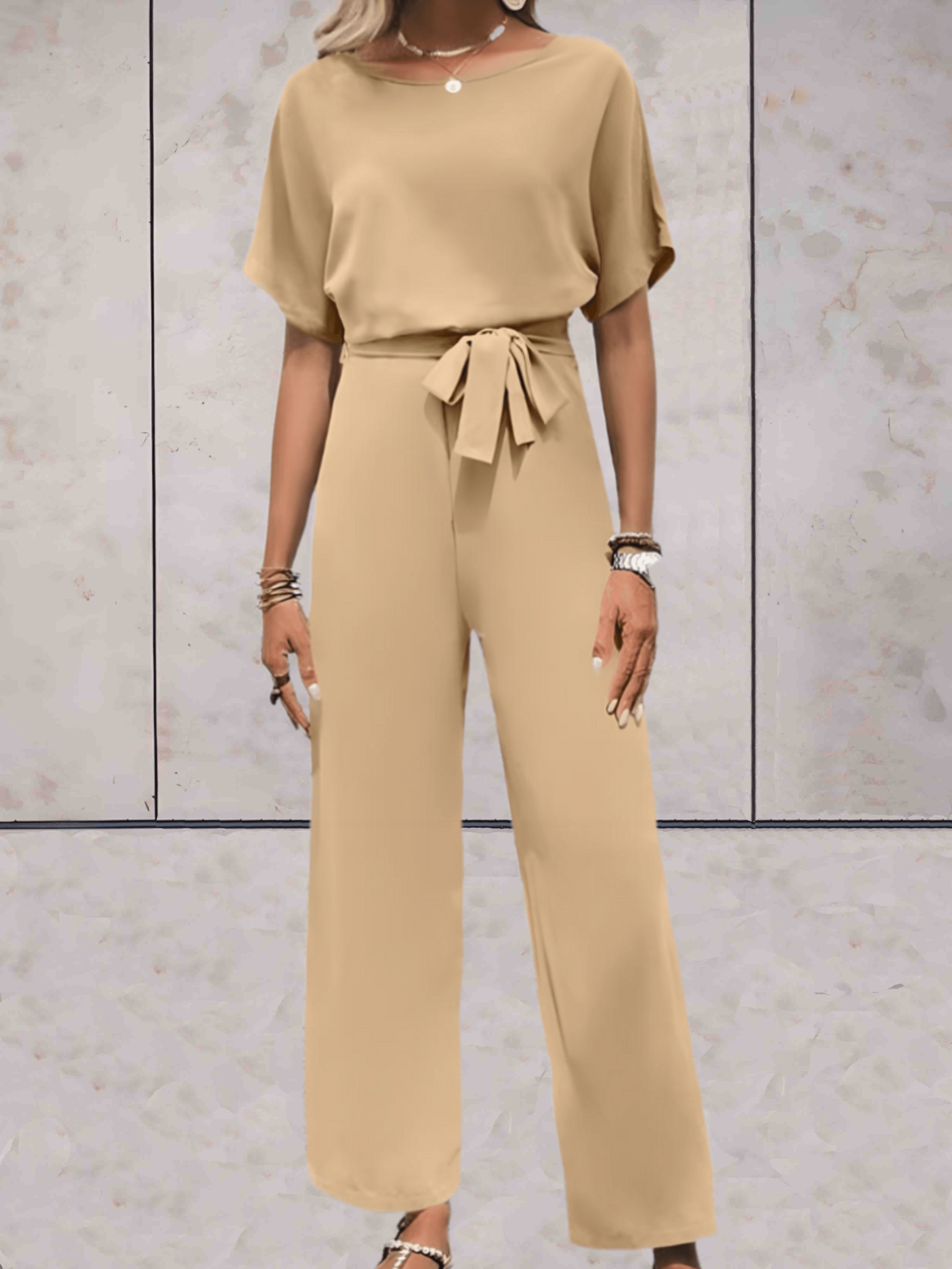 GR - Jumpsuit with belt and short sleeves