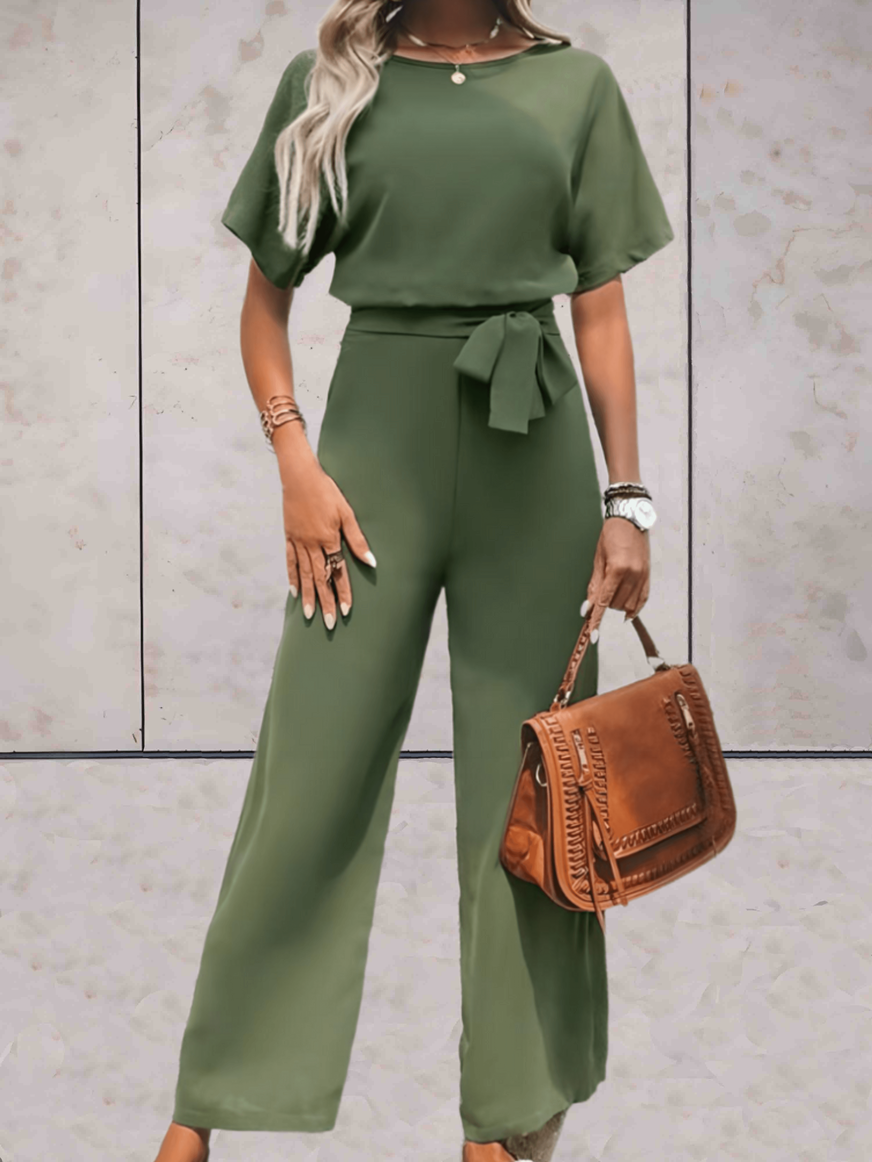 GR - Jumpsuit with belt and short sleeves