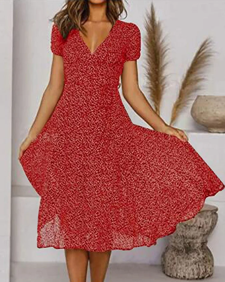 GR | Short-sleeved, patterned chiffon dress with V-neck