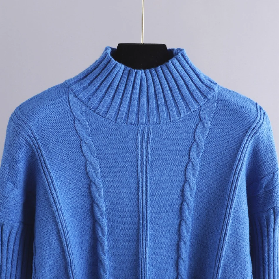 GR | Modern, elegant knit two-piece set