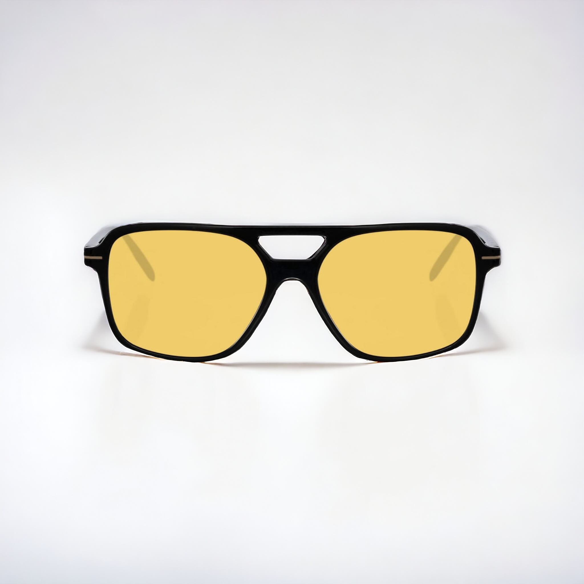 GR | Fashionable sunglasses with UV protection