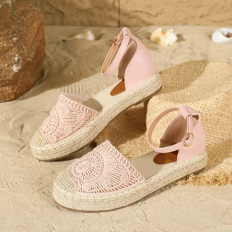 GR | Fashionable flat sandals with laces and buckle straps for comfort