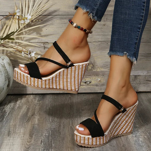 Isolde™ - Stylish wedge sandals