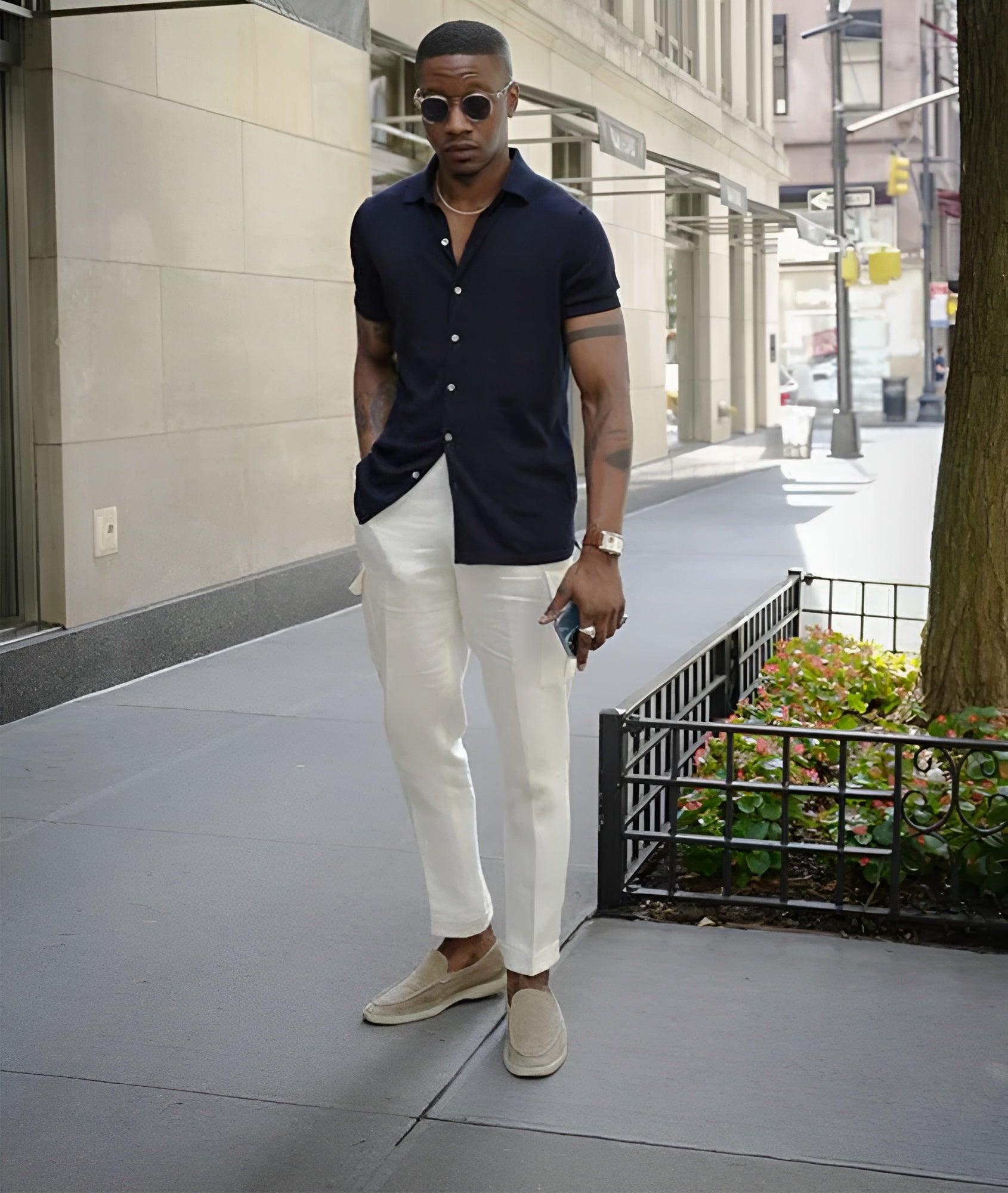 GR | Stylish lounging chairs with comfortable soles