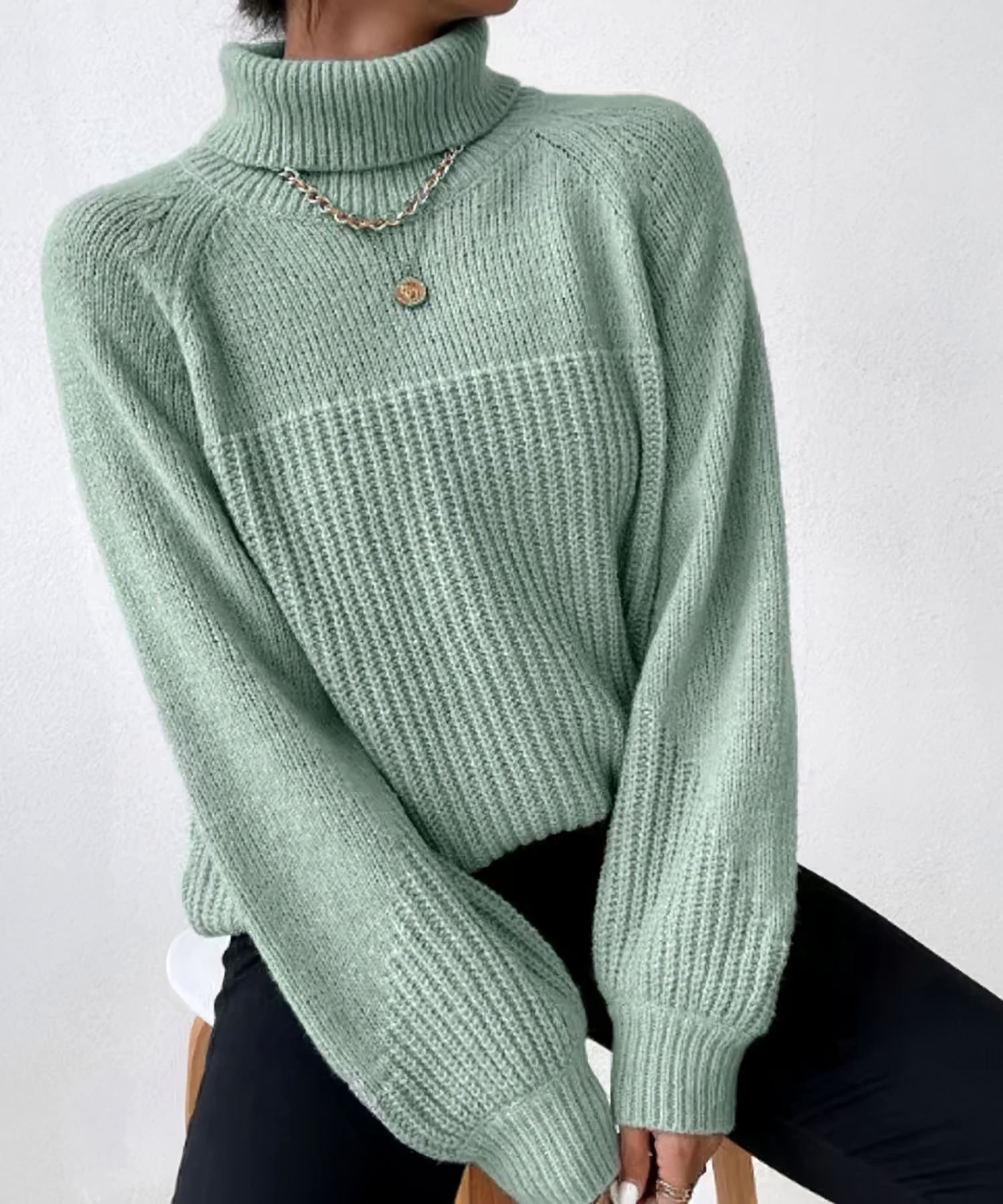 GR | Casual winter turtleneck sweater for women
