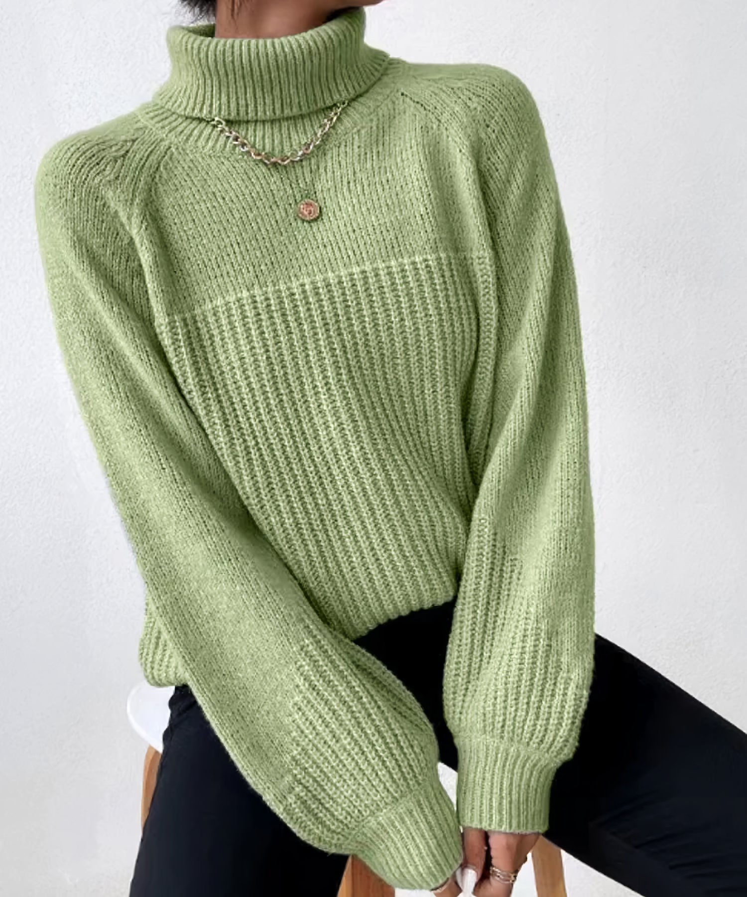 GR | Casual winter turtleneck sweater for women