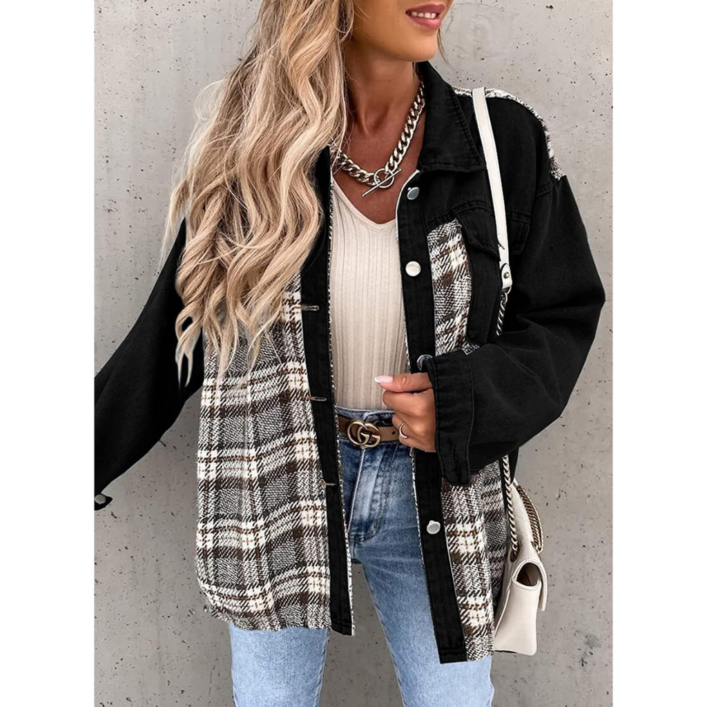 GR - Denim jacket with long sleeves and button closure