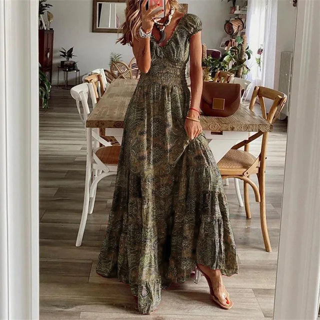 GR | Elegant dress with elastic waistband