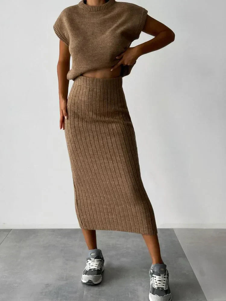 GR - Women's Set - Sleeveless top and long skirt, stylish and versatile