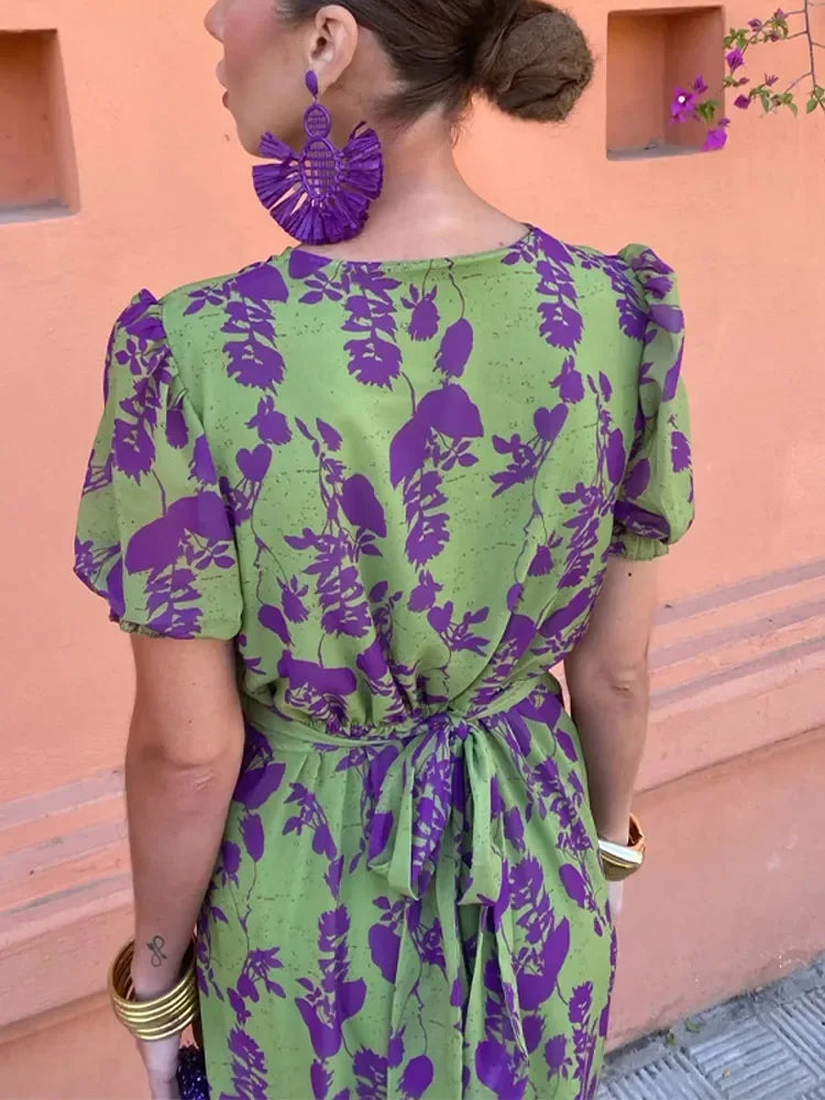 GR | with floral pattern and V-neck