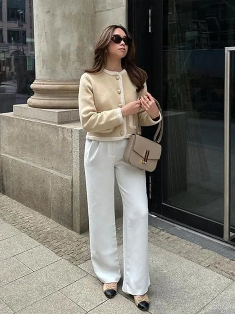 GR | Fashionable Cropped Top