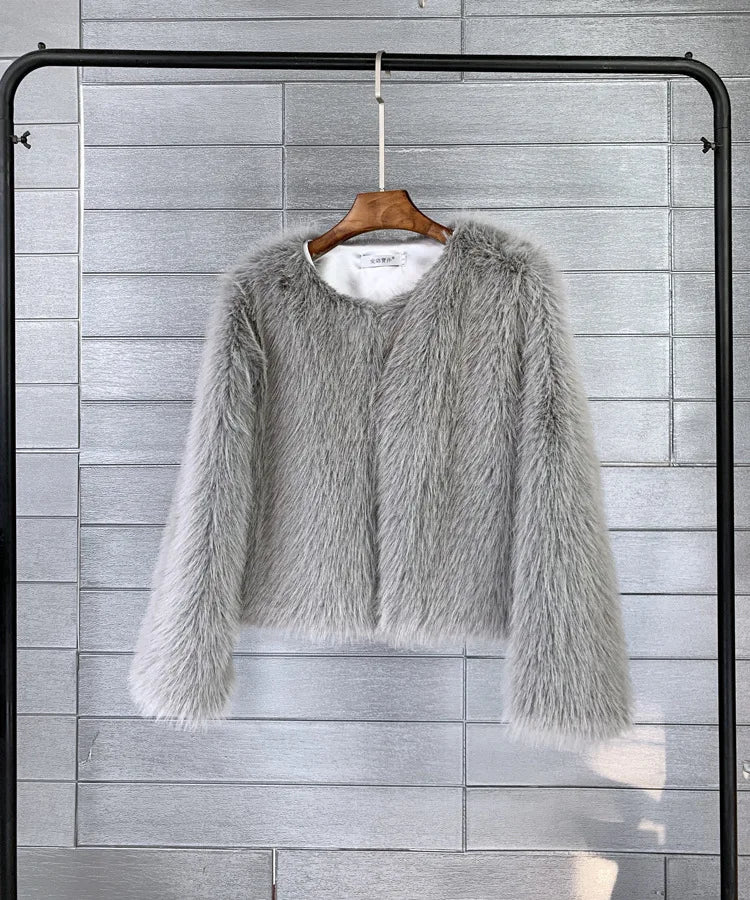 Plush jacket made of fluff