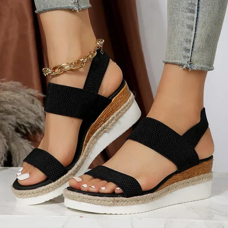 GR | Comfortable knitted wedge sandals for women