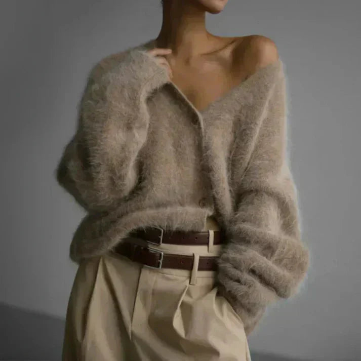 GR | Fluffy knitted women's cardigan