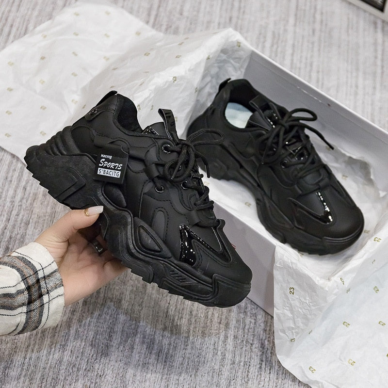 GR | Trendy Sneakers