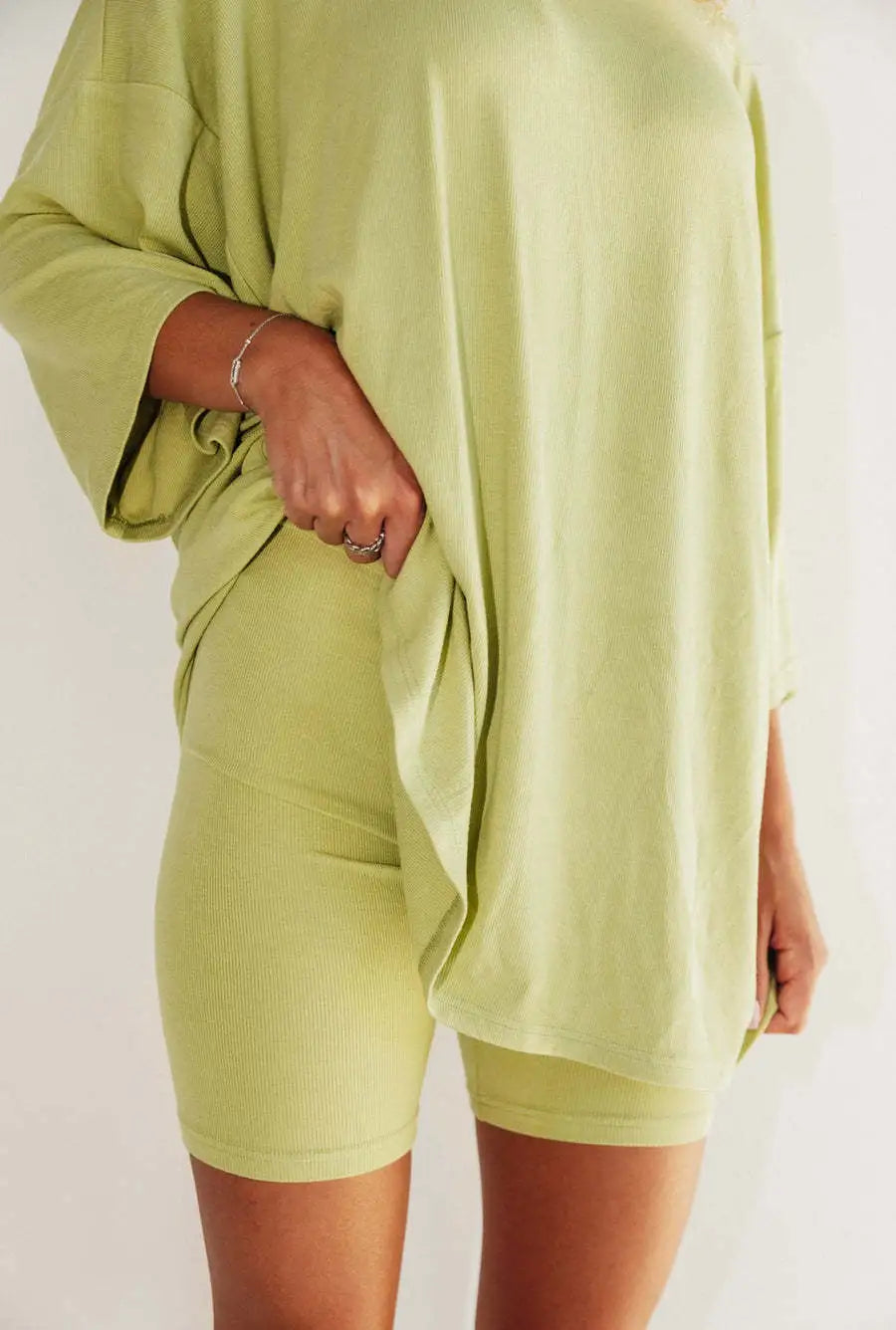 GR | Women's Lounge Set with Oversized T-shirt and Biker Shorts