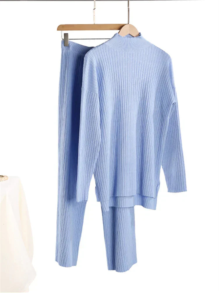 GR | 3-piece loungewear set - knitted women's sweater and trousers