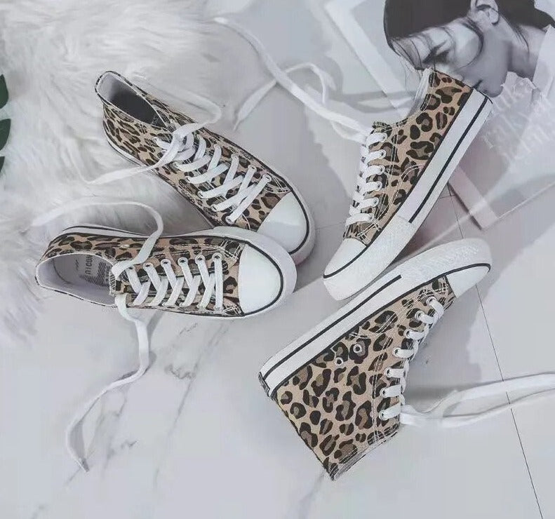 GR | Panther Stylish Orthopedic Sneakers