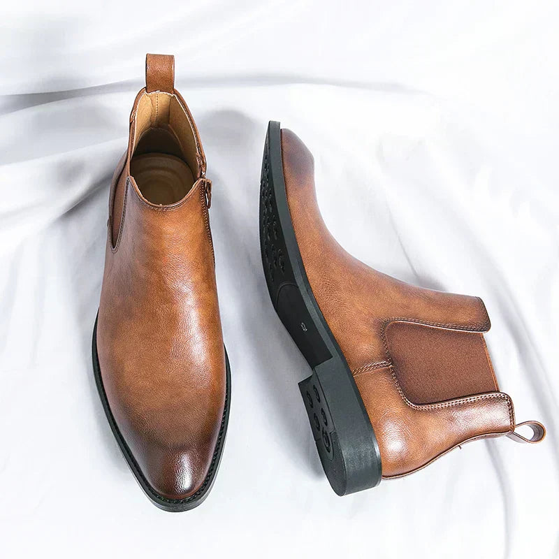 GR | Leather boots with zipper 