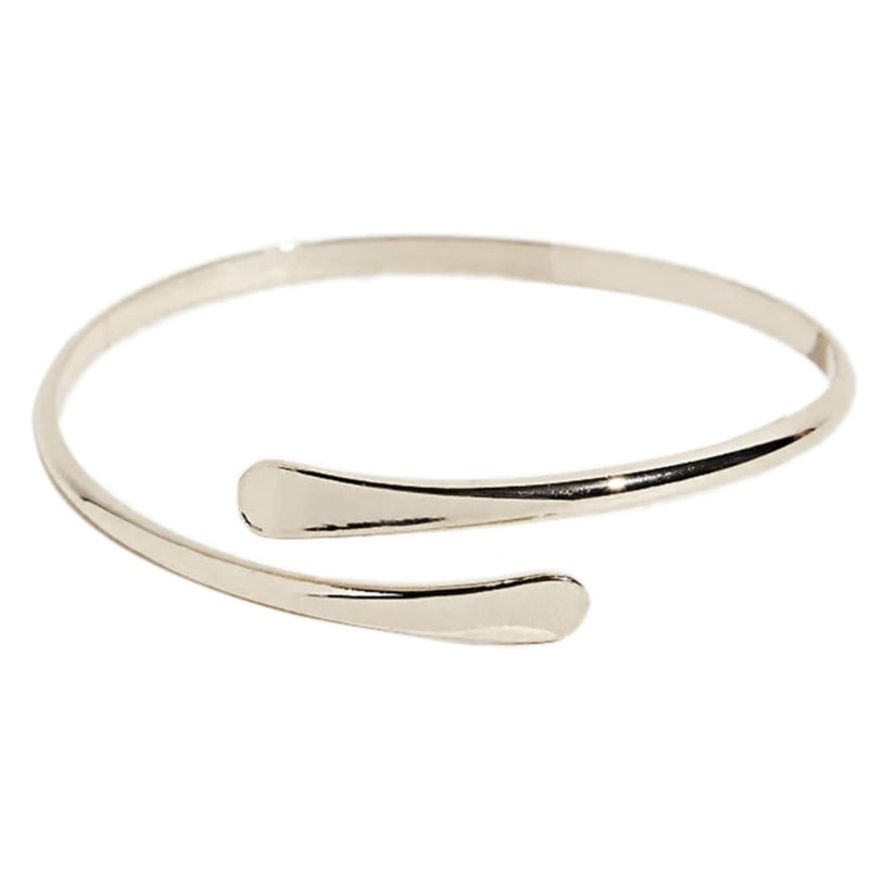 GR Bold Cairo Bangle | Adjustable filigree bracelet with swirl pattern