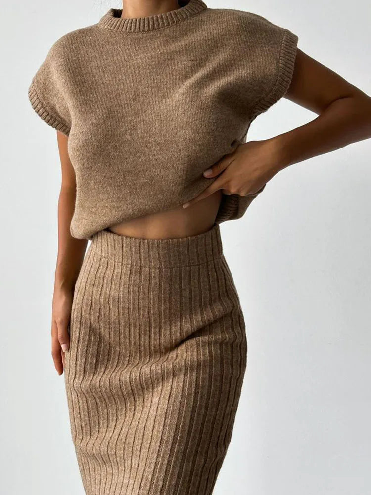 GR - Women's Set - Sleeveless top and long skirt, stylish and versatile
