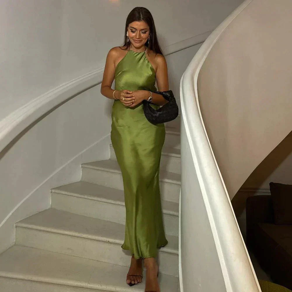 GR | Fashionable sleeveless silk dress