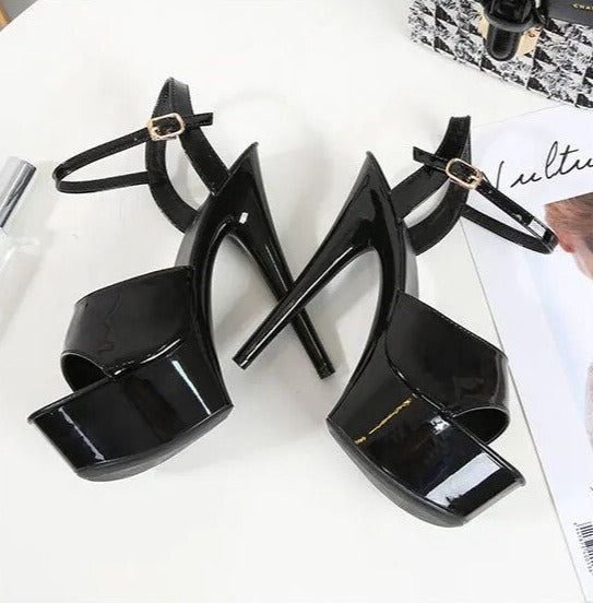 GR | Linger Like A Tattoo Kiss Pump Sandals