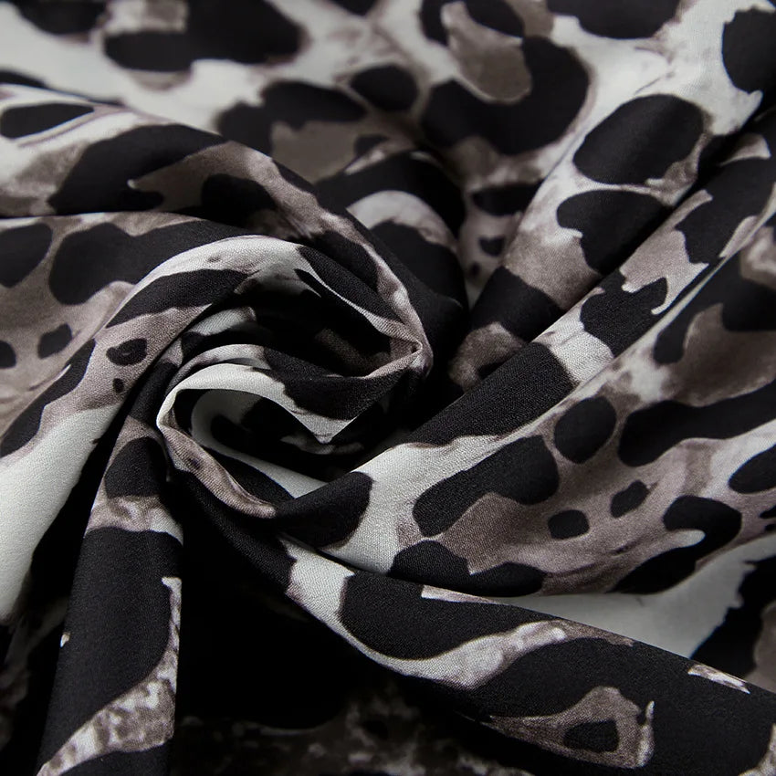 GR | Weite Hose mit Leopardenmuster