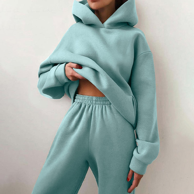 GR - Comfortable hooded two-piece in an oversized look