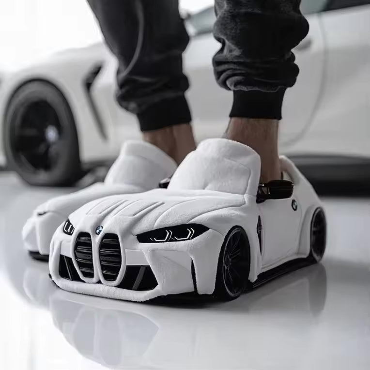 GR | Car-inspired design slippers with non-slip soles for maximum comfort