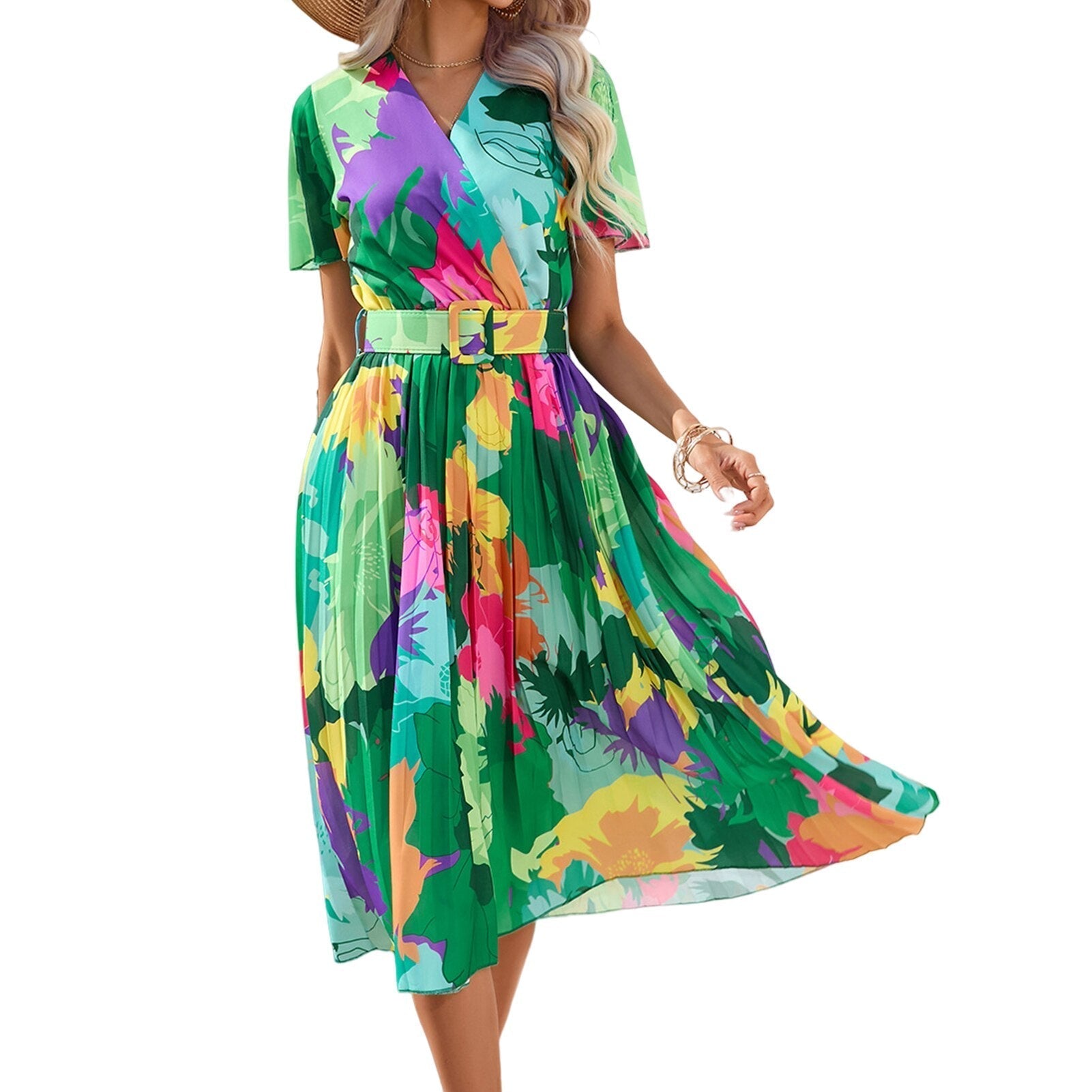 Plisseekleid mit Blumenmuster und Gürtel | Stilvolle Wickeloptik und kurze Ärmel