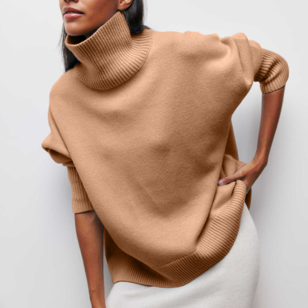 GR | Oversized roll-neck sweater, soft knit, ribbed edges