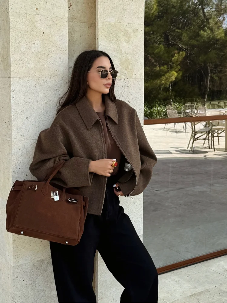 GR | Brown Wool Jacket for Women with Elegant Collar